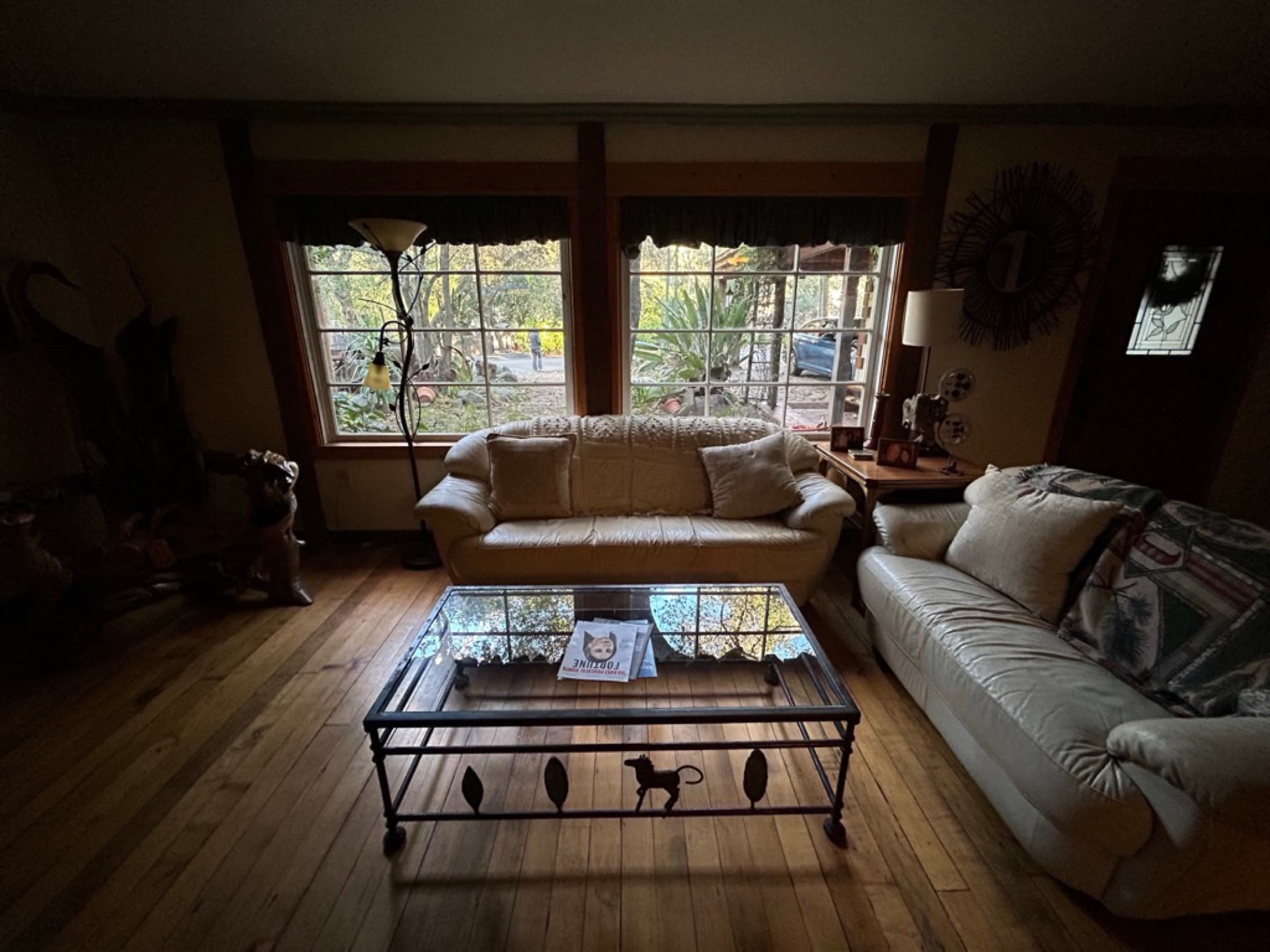 The Bonsai, Set & Location Photos 2