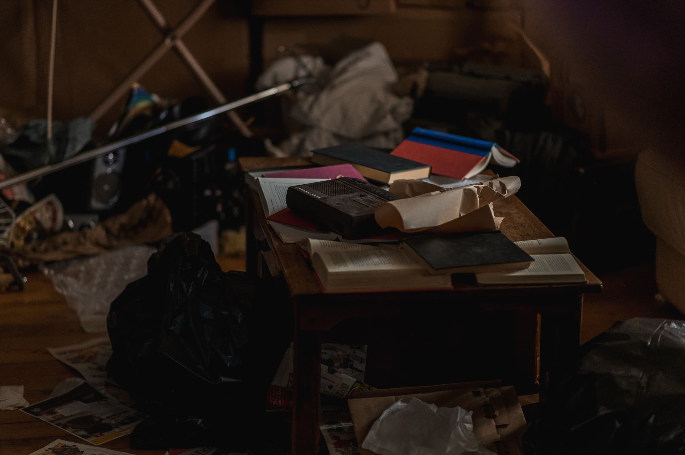 The Bonsai, Stills 12